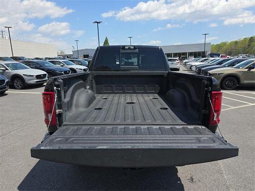 2025 RAM 3500 Limited Crew Cab 4x2 6'4' Box