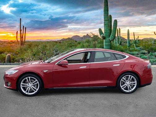 2013 Tesla Model S Performance