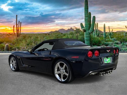 2005 Chevrolet Corvette Base