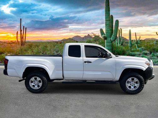 2021 Toyota Tacoma SR