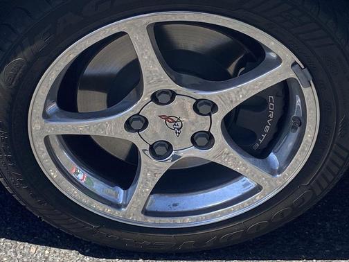 Light Pewter Metallic 2001 Chevrolet Corvette