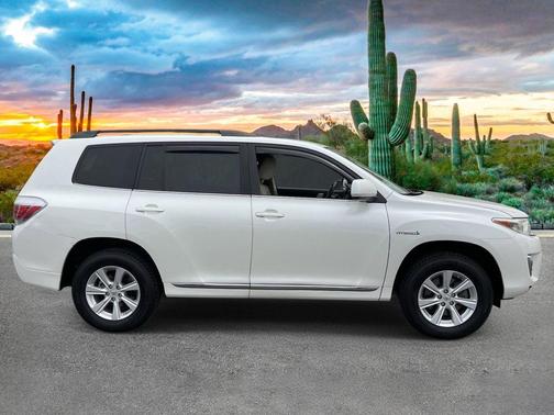 Blizzard Pearl 2012 Toyota Highlander Hybrid