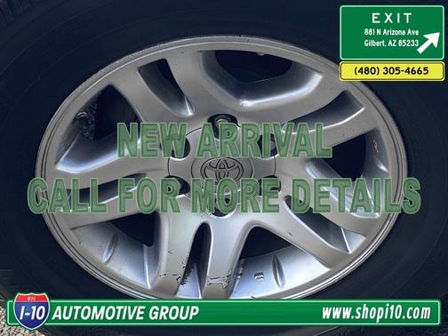 Natural White 2005 Toyota Sequoia SR5