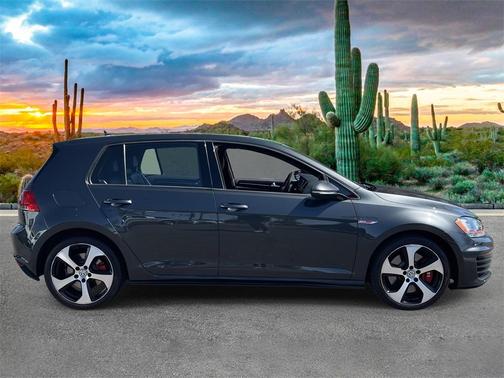 2017 Volkswagen Golf GTI Autobahn 4-Door