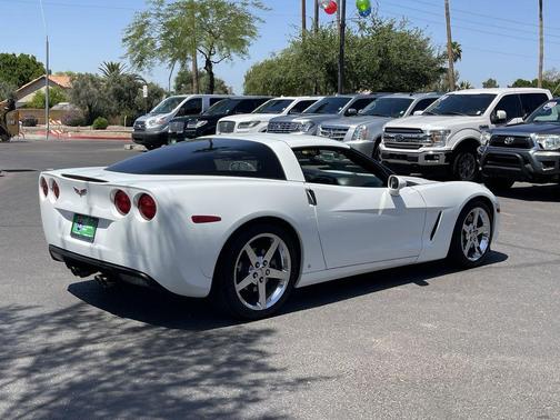 Arctic White 2007 Chevrolet Corvette Base