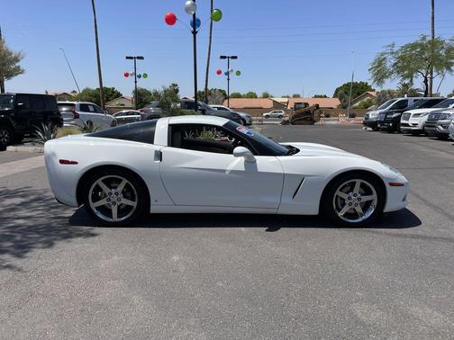 Arctic White 2007 Chevrolet Corvette Base