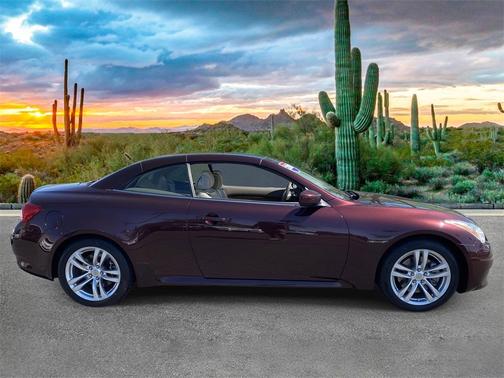 2009 INFINITI G37 Base