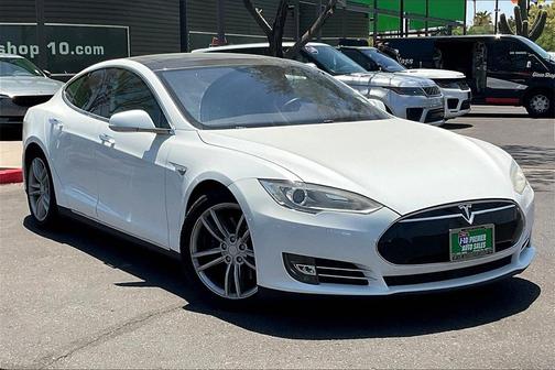 2016 Tesla Model S 90D