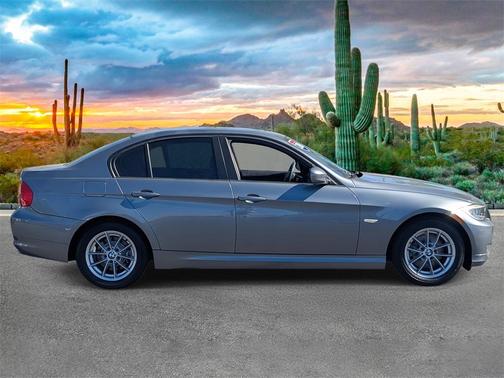 2010 BMW 328 i