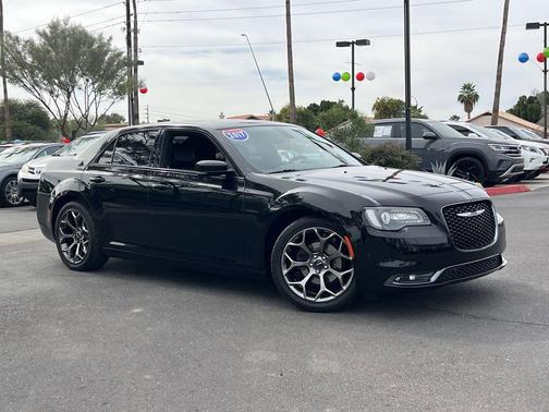 2017 Chrysler 300 S