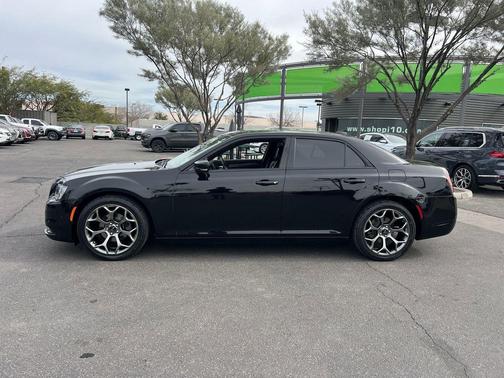 2017 Chrysler 300 S