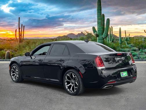 2017 Chrysler 300 S