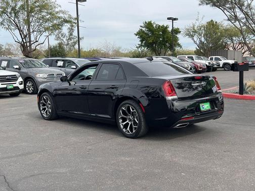 2017 Chrysler 300 S