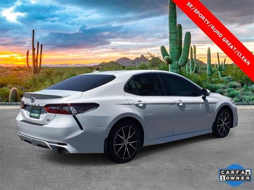 2022 Toyota Camry SE