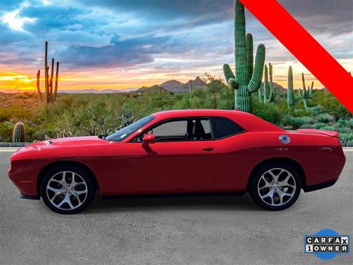 2015 Dodge Challenger SXT Plus