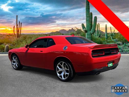 2015 Dodge Challenger SXT Plus