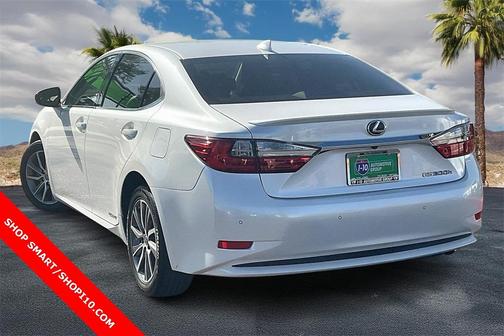 2016 Lexus ES 300h Base