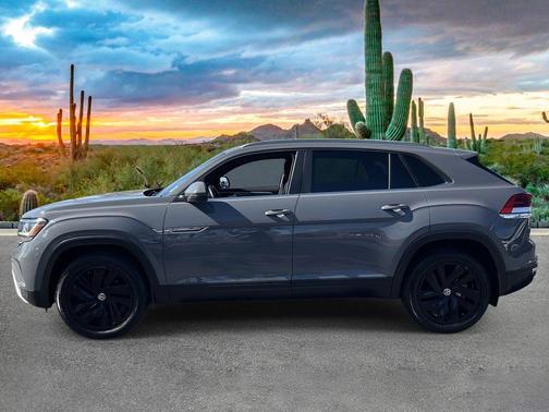 2021 Volkswagen Atlas Cross Sport 2.0T SE w/Technology