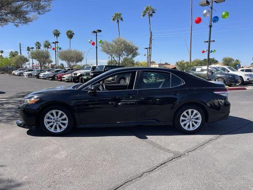 Midnight Black Metallic 2019 Toyota Camry LE
