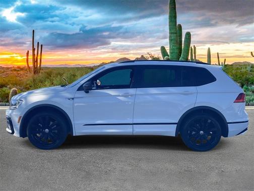 2021 Volkswagen Tiguan 2.0T SE R-Line Black