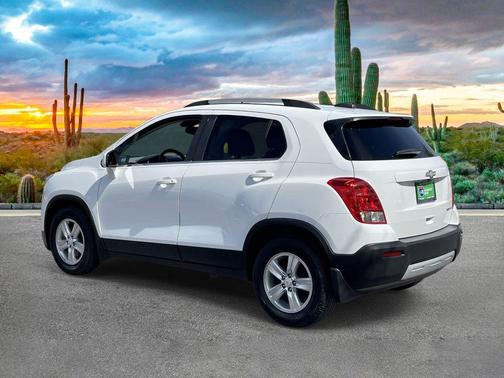 Summit White 2015 Chevrolet Trax LT