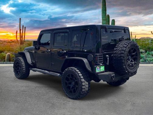 Black Clearcoat 2014 Jeep Wrangler Unlimited Rubicon