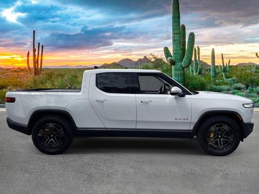 2022 Rivian R1T Adventure Package
