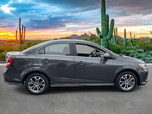 Nightfall Gray Metallic 2020 Chevrolet Sonic LT