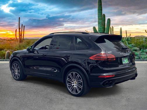 Black 2016 Porsche Cayenne Turbo