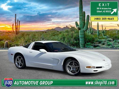 Arctic White 2004 Chevrolet Corvette Base