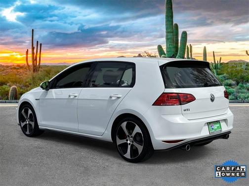 2017 Volkswagen Golf GTI S 4-Door