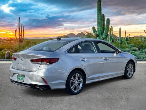 2018 Hyundai SONATA Limited