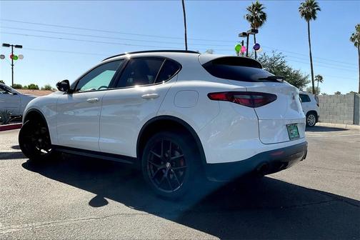2020 Alfa Romeo Stelvio Base