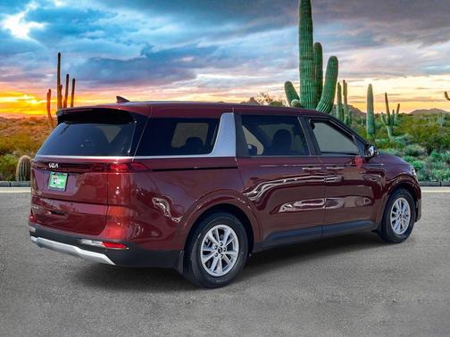 2022 Kia Carnival LXS
