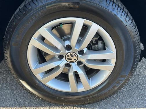 2017 Volkswagen Tiguan 2.0T S