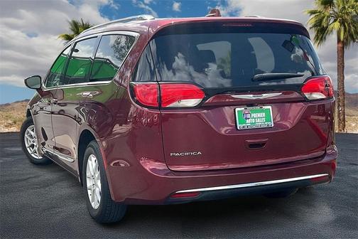 2020 Chrysler Pacifica Touring-L
