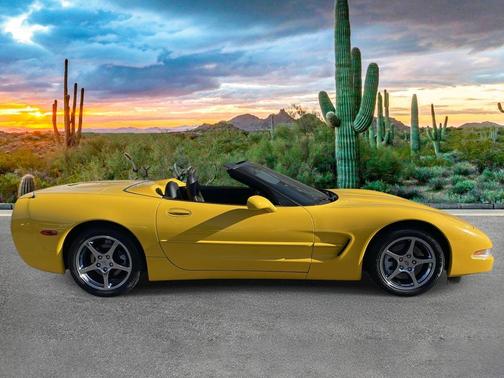 2004 Chevrolet Corvette Base