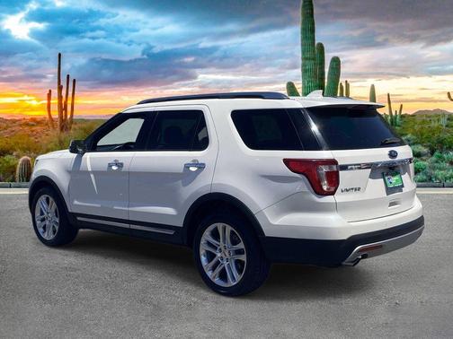 White Platinum Tri-Coat Metallic 2017 Ford Explorer Limited