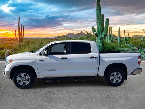 2016 Toyota Tundra SR5
