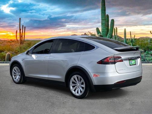 2016 Tesla Model X 90D