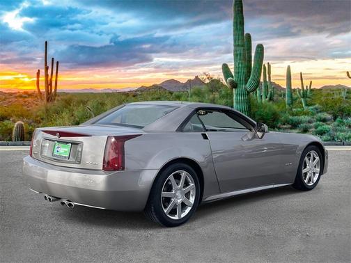 2004 Cadillac XLR Base