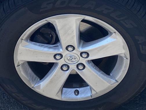 Magnetic Gray Metallic 2014 Toyota RAV4 XLE