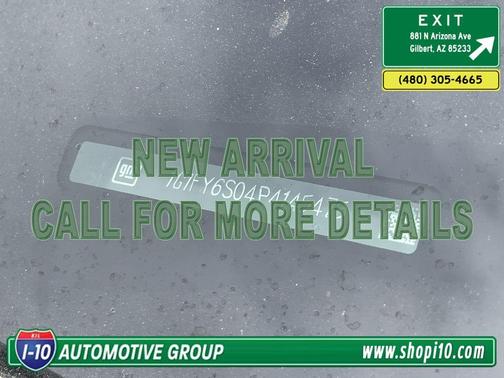 Gray Ghost Metallic 2023 Chevrolet Bolt EUV LT