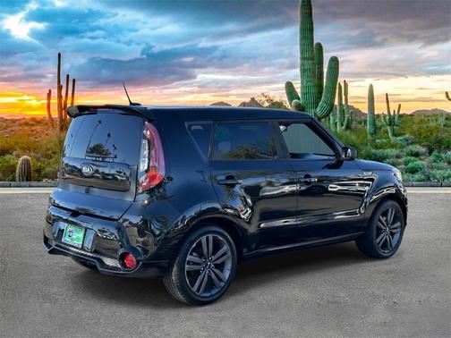 2016 Kia Soul +