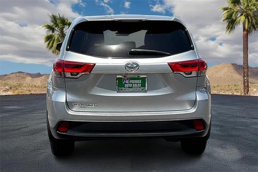 2019 Toyota Highlander LE