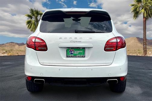 2014 Porsche Cayenne Platinum Edition