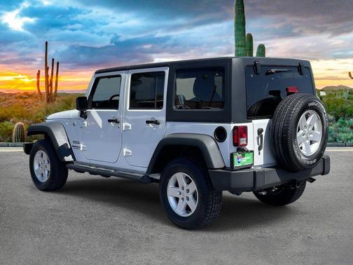 Bright White Clearcoat 2017 Jeep Wrangler Unlimited Sport