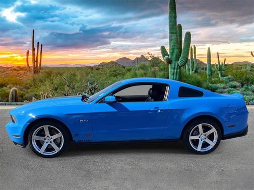 2012 Ford Mustang GT Premium