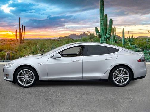 2013 Tesla Model S Base