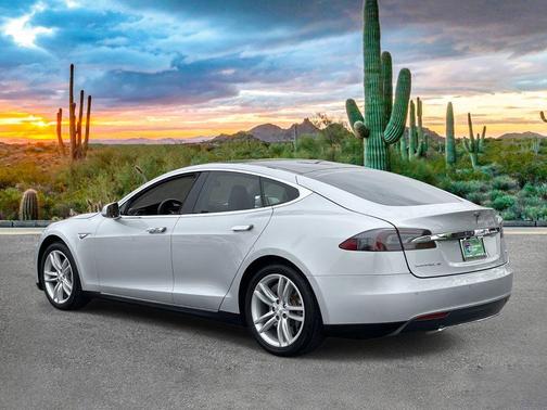 2013 Tesla Model S Base